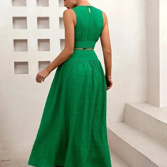 Casual Women's Vacation Pleated Crop Top & A-Line Skirt Green - Picture 2 of 5